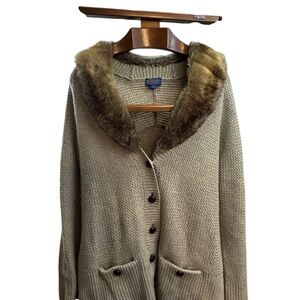 Vintage Pendleton Beige Cardigan with Faux Fur Collar made of lambs wool